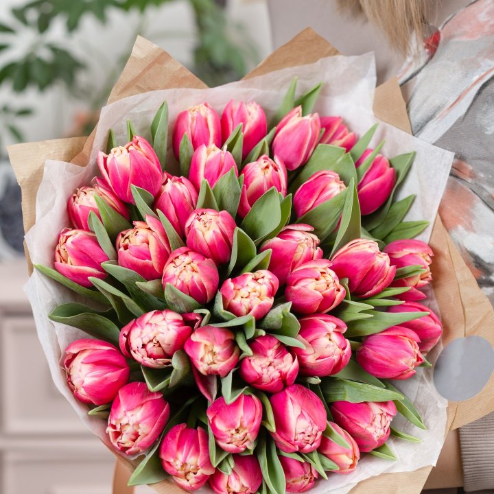 Букет пионовидных тюльпанов в Сыктывкаре